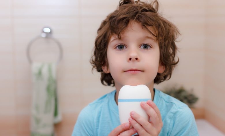 ما أسباب التعرّق عند الأطفال والأغذية التي يجب أخذها بعين الاعتبار؟ طبيب يجيب