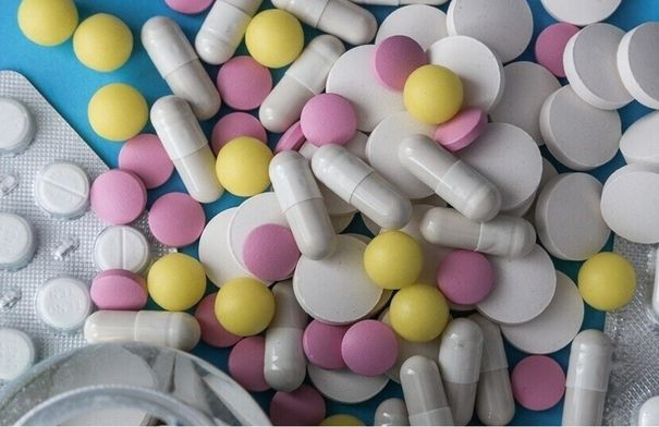 مخاطر بلع أقراص الدواء...