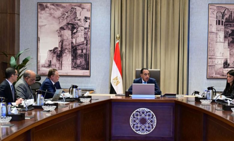 مدبولي يُشدد على دور الشركات العالمية والشراكة لتنويع مصادر الطاقة والوصول لـ 42% متجددة