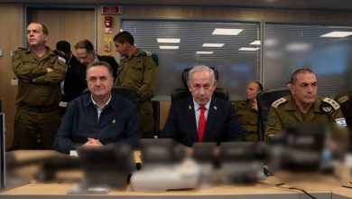 مقربون من كاتس يهاجمون زامير: عليه أن يعرف حدوده.. ونتنياهو نادم على تعيينه