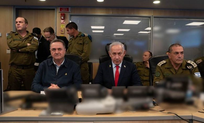 مقربون من كاتس يهاجمون زامير: عليه أن يعرف حدوده.. ونتنياهو نادم على تعيينه