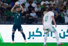 منتخب السعودية يخسر أمام الجزائر بثنائية وديًا