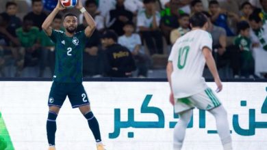 منتخب السعودية يخسر أمام الجزائر بثنائية وديًا