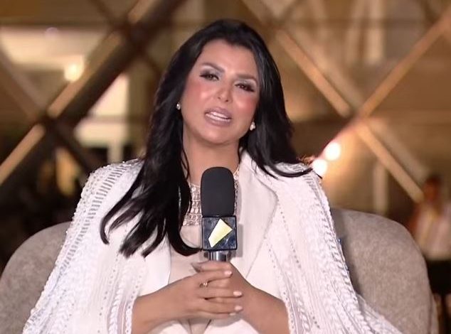 منى الشاذلي: الاستفهامات تُثار حول بطل الحفل والحقيقة أن المتحف المصري الكبير هو النجم الأكبر