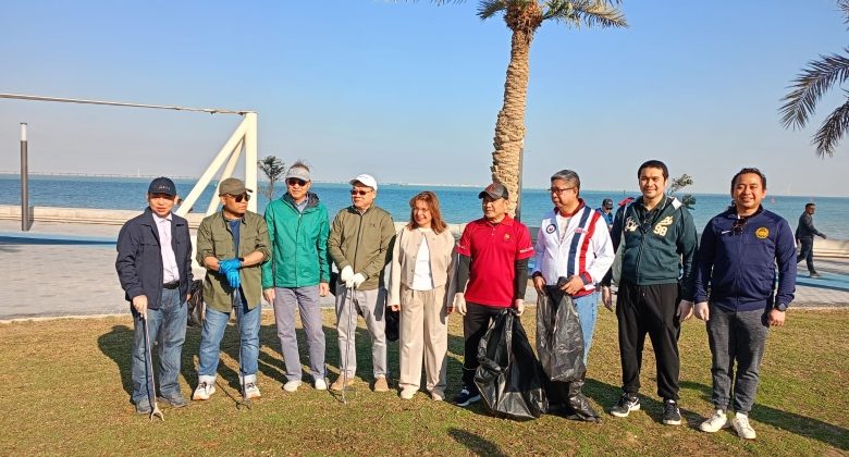 «موئل» ينظف شاطئ الشويخ - الراي