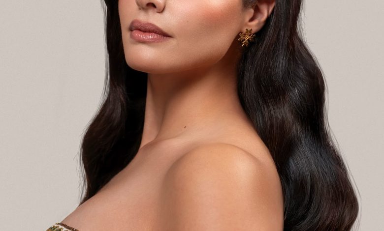 نادين أيوب تحمل تراث فلسطين لمسرح مسابقة ملكة جمال الكون