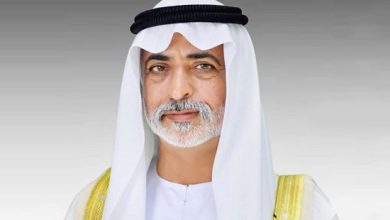 نهيان بن مبارك يقدم واجب العزاء في وفاة محمد بن عبدالله الضبع الدرمكي بالعين