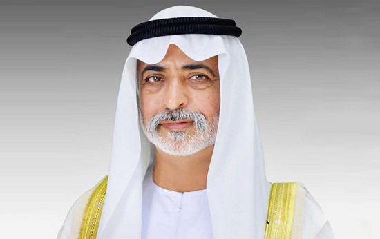 نهيان بن مبارك يقدم واجب العزاء في وفاة محمد بن عبدالله الضبع الدرمكي بالعين