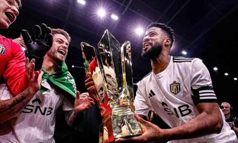 نواف عروان… من ملاعب المدارس إلى لقب «دوري الملوك»