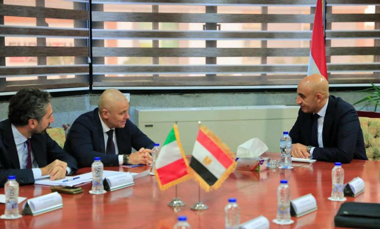 وزير التعليم يلتقي السفير الإيطالي الجديد بالقاهرة لبحث التعاون في مجال التعليم الفني والتوسع في مدارس التكنولوجيا التطبيقية