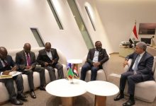 وزير السياحة والآثار يبحث مع نظيره الزامبي تعزيز التعاون المشترك على هامش افتتاح المتحف المصري الكبير