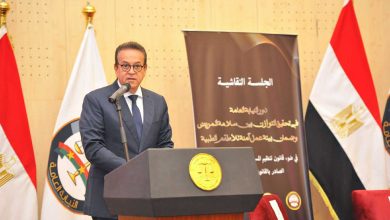 وزير الصحة يناشد النائب العام الإعلان عن الإجراءات الرادعة المُتخذة ضد المعتدين على الأطقم الطبية والمنشآت