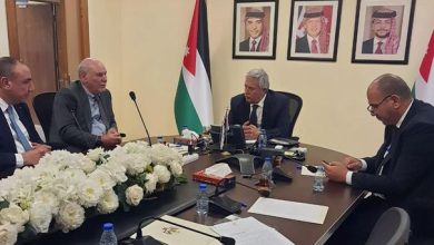 وزير النقل يبحث تحسين أوضاع السائقين وتعزيز حمايتهم...