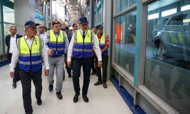 وزير قطاع الأعمال خلال جولته بشركة الغزل والنسيج بالمحلة: ماضون بثبات نحو صناعة نسيج وطنية تنافس عالميا