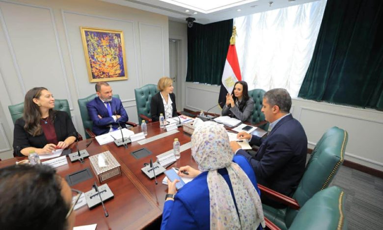 وزيرة التضامن تلتقي المديرة الإقليمية للتنمية البشرية بالبنك الدولي لبحث تعزيز التعاون في برامج الحماية الاجتماعية