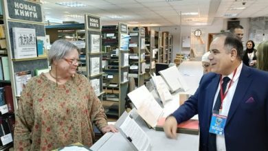 وفد “رسالة السلام ” يهدي جامعة موسكو الاتحادية إصدارات المفكر العربي على الشرفاء