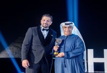 يعقوب السعدي يفوز بجائزة الإعلامي الأفضل عربياً في مهرجان "THE BEST"