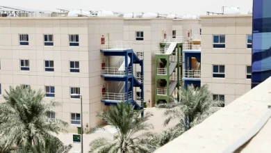 تطبيق تدريجي.. إيقاف السجل التجاري للمنشآت التي لا تمتلك ترخيصاً سارياً للسكن الجماعي - أخبار السعودية