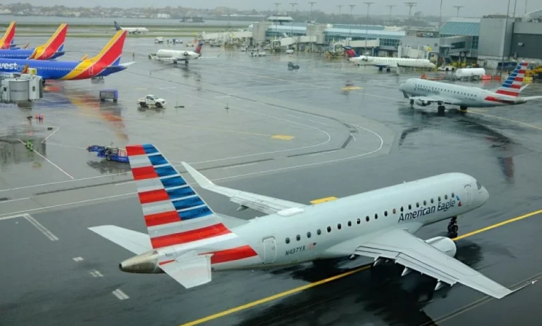 إلغاء 1139 رحلة وإرجاء 3808 رحلات إلى وقت آخر بسبب التحذيرات من العاصفة الشتوية.