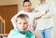 5 نتائج سلبية على شخصية الطفل بسبب النقد واللوم المستمر له من الوالدين