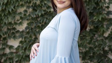 7 أشياء مدهشة وغريبة يفعلها الجنين في رحم الأم