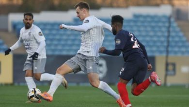 أبها يتمسّك بالصدارة.. والدرعية يقفز إلى الوصافة