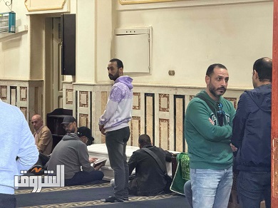 أحمد الفيشاوي يغيب عن جنازة والدته لسفره خارج البلاد