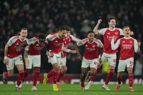 أرسنال يهزم كريستال بالاس بعد 16 ركلة ترجيح ويتأهل إلى نصف نهائي كأس الرابطة