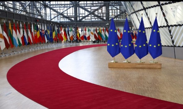 أوروبا تعدل إرشادات لجوء السوريين في دول الاتحاد