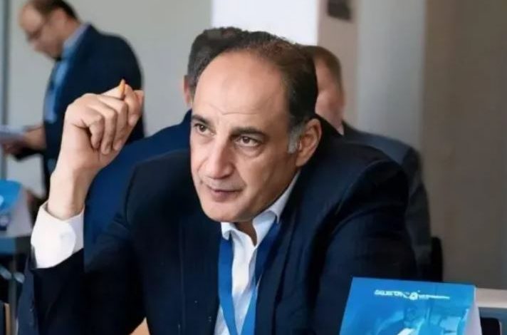 أيمن هيبة: شركات الطاقة الشمسية تناشد رئيس الوزراء بوقف قرار إلغاء صافي القياس حفاظًا على الصناعة