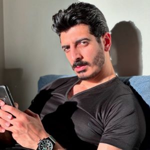 إحالة أوراق شاكر ومدير أعماله للنيابة الجزئية في قضية السلاح والمخدرات