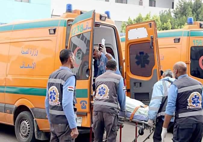 إصابة 9 أشخاص بينهم أطفال وسيدات في حادث تصادم بالفيوم