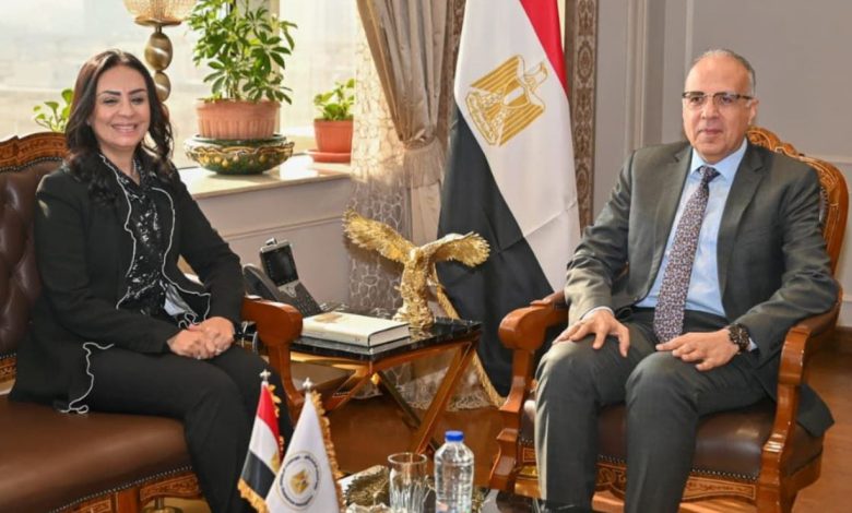 إطلاق مبادرة لتمكين المرأة في مجال تدوير ورد النيل مارس المقبل