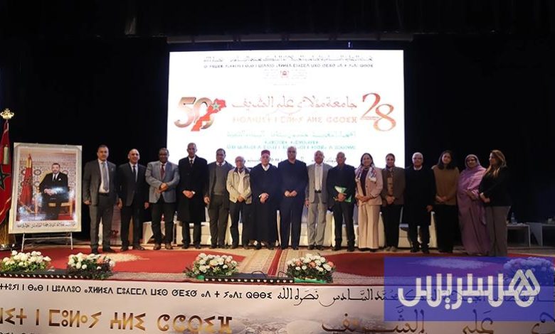 اختتام نقاش خمسينية الصحراء