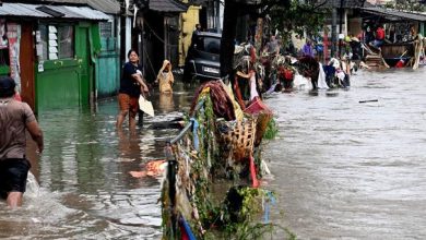 ارتفاع حصيلة قتلى الفيضانات إلى أكثر من ألف...