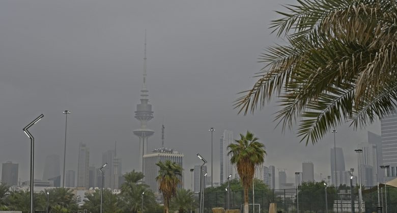 «الأرصاد»: طقس رطب وضباب في الساعات المتأخرة من الليل وساعات الصباح الأولى من الغد