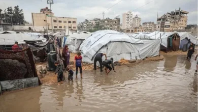 الأمطار الغزيرة تغمر عشرات الخيام في خان يونس...