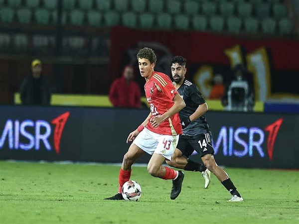 الأهلي يضع الرتوش الأخيرة على صفقة انتقال عبد الكريم إلى برشلونة