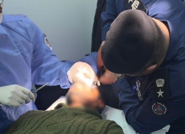 «الإطفاء» تعاملت مع حادث انغراس أداة صيد بحرية في وجه شخص