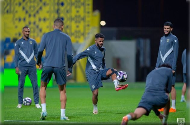 التعاون يخسر خدمات محترفه أمام الهلال