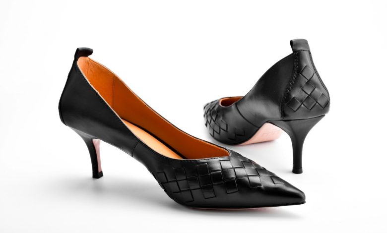  الدليل الشامل للعناية بالأحذية ذات الكعوب العالية الفاخرة