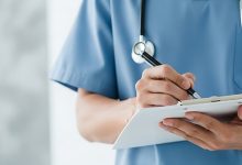 «الراي» تنشر الرسوم الجديدة للضمان الصحي للزيارات والإقامة