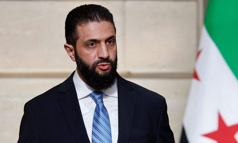 الشرع: سعي إسرائيل لإقامة منطقة عازلة في في جنوب سوريا “يدخلنا في مكان خطر”