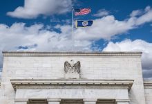 الفيدرالي يخفض الفائدة ربع نقطة مئوية وسط انقسامات داخلية