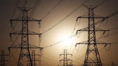 «الكهرباء»: إعادة محطة «الفنيطيس A» للخدمة.. وجار إعادة المغذيات الفرعية