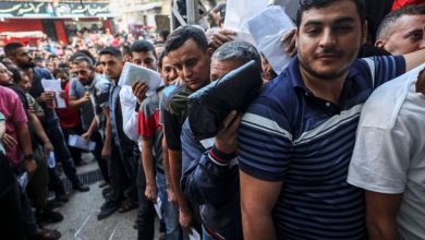 المؤسسة العسكرية الاسرائيلية : سياسة خنق الضفة ومنع عودة العمال ينذران بموجة عمليات