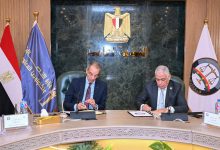 النائب العام ووزير الاتصالات يوقعان بروتوكول تطوير التحول الرقمي بالنيابة العامة