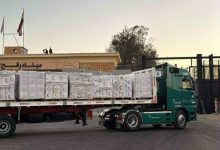 الهلال الأحمر المصري يدفع بـ5900 طن مساعدات إنسانية و شتوية عبر قافلة زاد العزة الـ102 إلى غزة