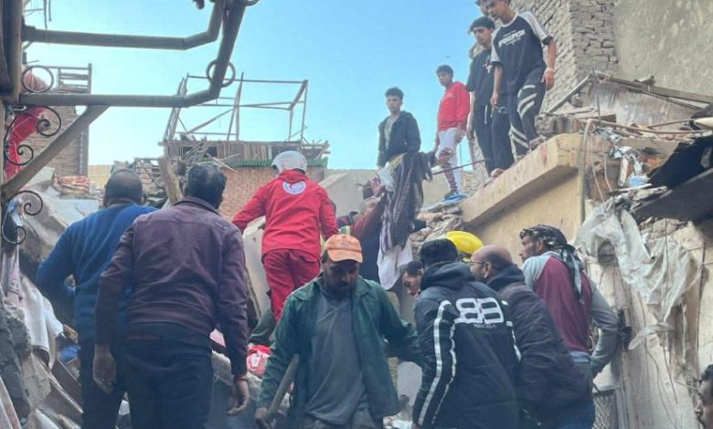 الهلال الأحمر يساند جهود الحماية المدنية في انتشال ضحايا حادث عقار إمبابة