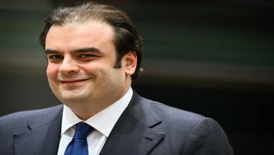 انتخاب اليوناني كيرياكوس بيراكاكيس رئيساً لمجموعة اليورو لمدة عامين ونصف